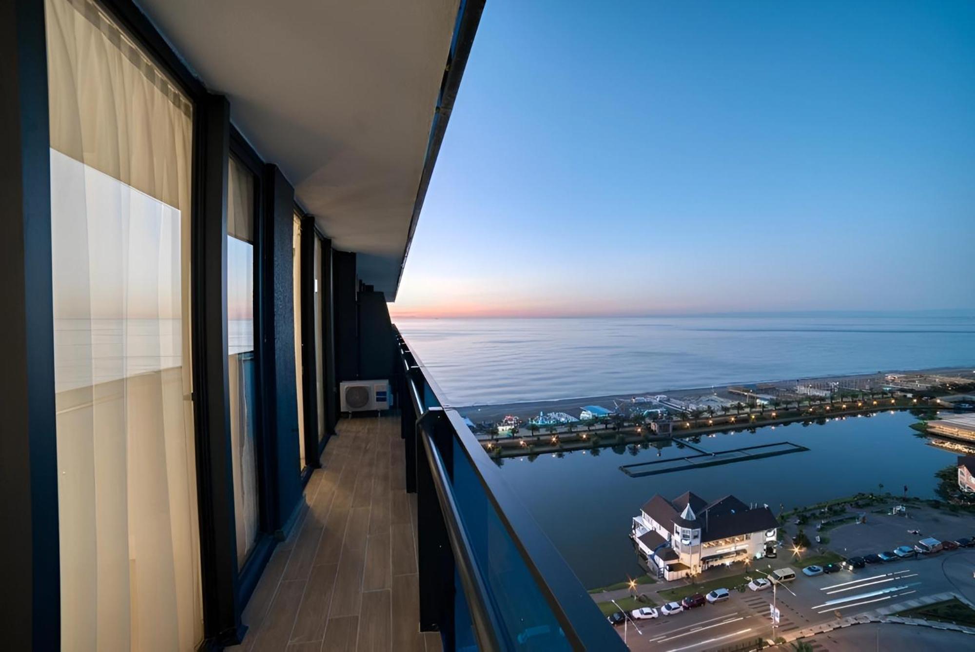 Orbi City Batumi Hotel View Kültér fotó